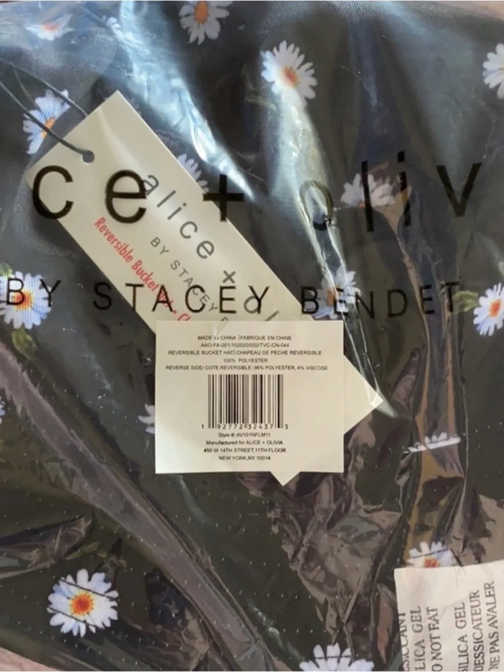 Alice + Olivia AOX fabfitfun Black‎ Daisy Reversible Bucket Hat